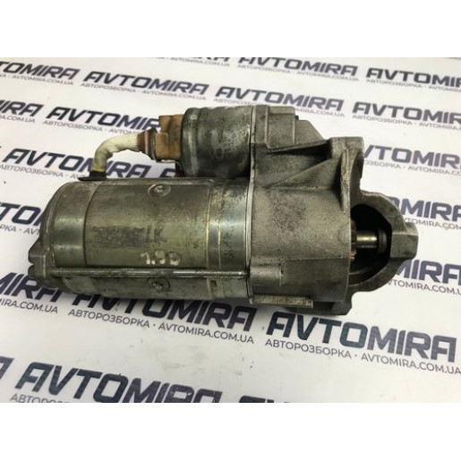 Стартер (2,4 кВт, 11 зубов) Renault Megane II 1.9 DCI 2002-2009 D8R49